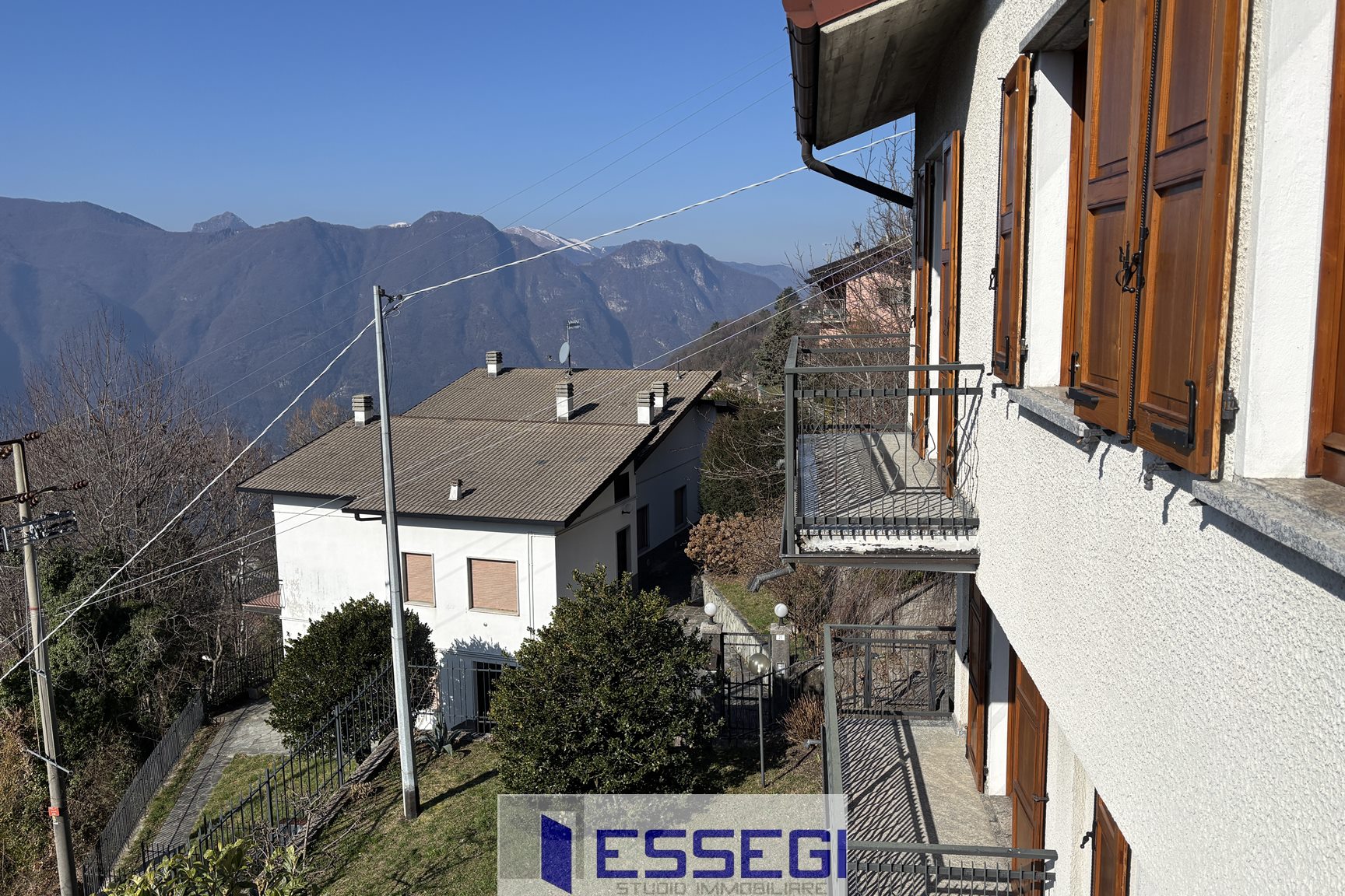 VELESO Casa indipendente